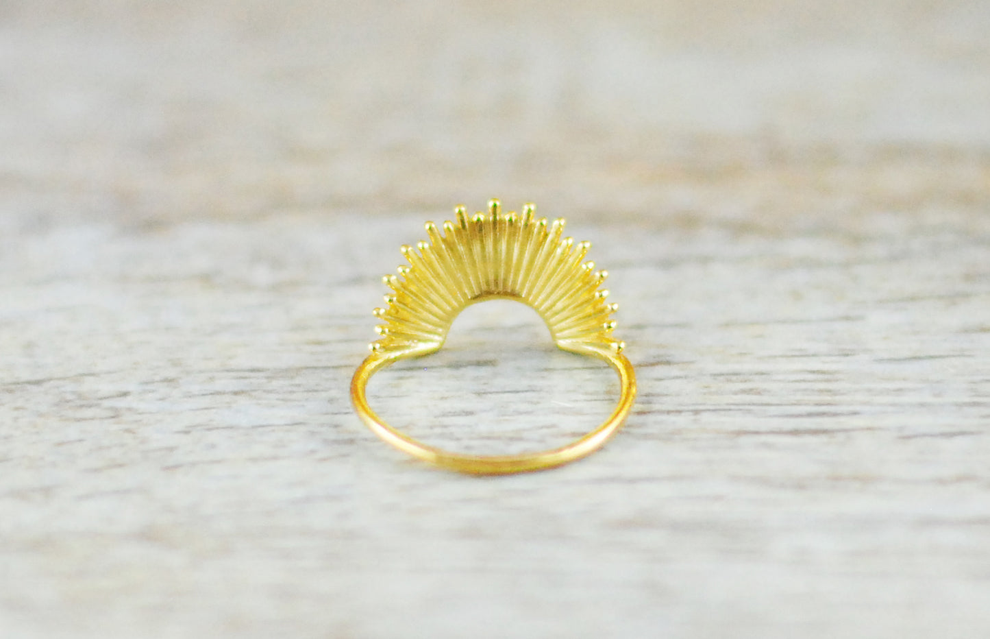 Vergoldeter 24K Ring Sonne