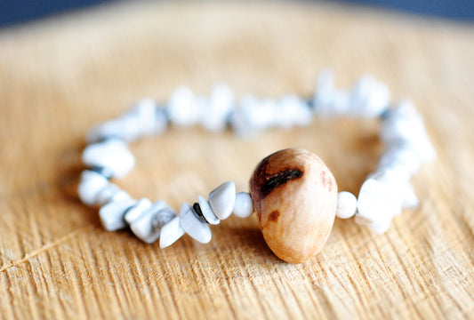 Geduld ✧ Baumperlen-Armband ✧ Magnesit & Hämatit ✧ Unikat