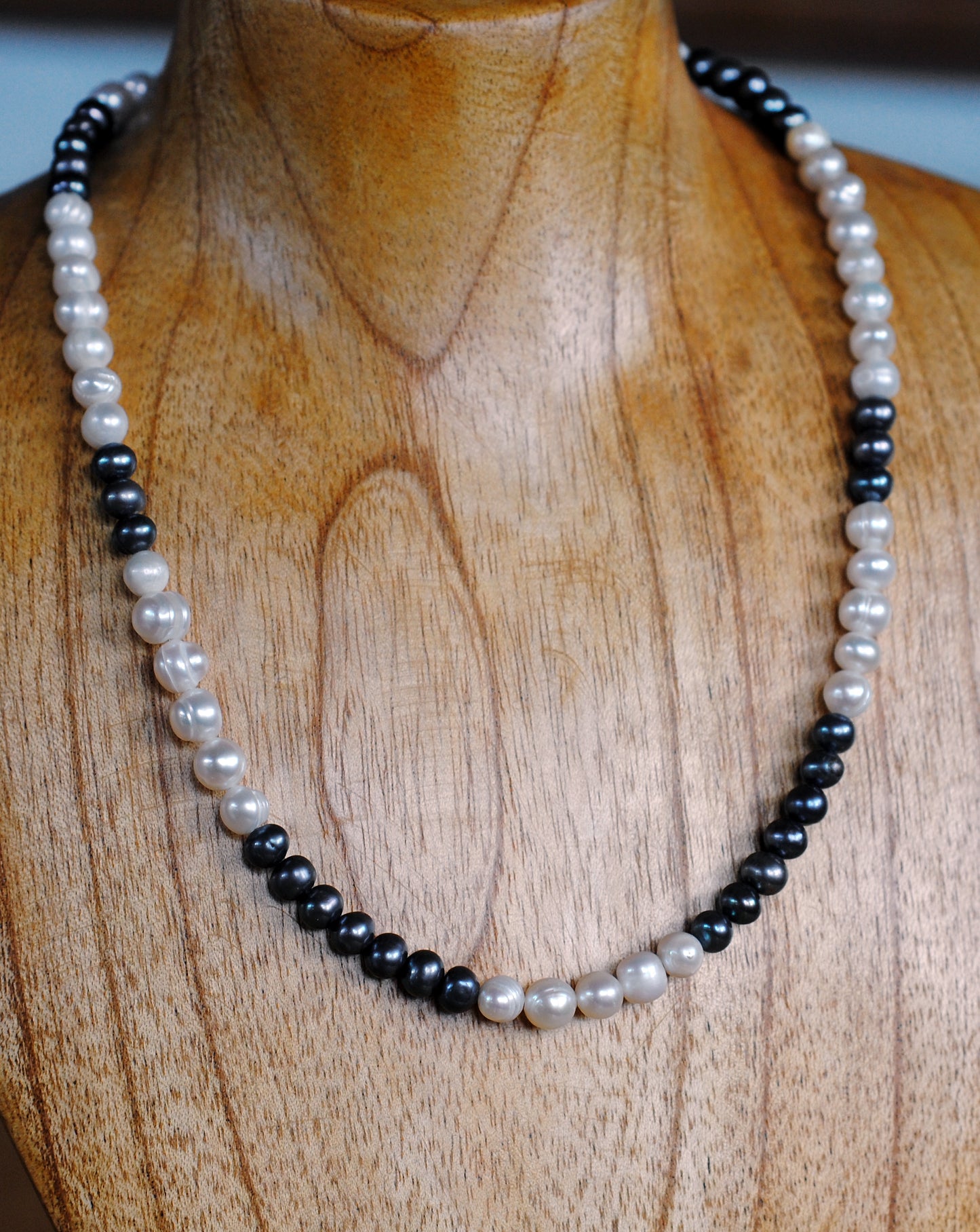 Süßwasserperlenkette "Hekate" Unikat