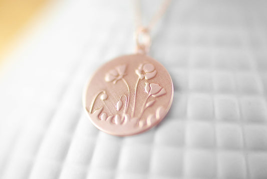 Roségold vergoldeter Anhänger 18K "Mohnblumenfeld" optional mit Kette