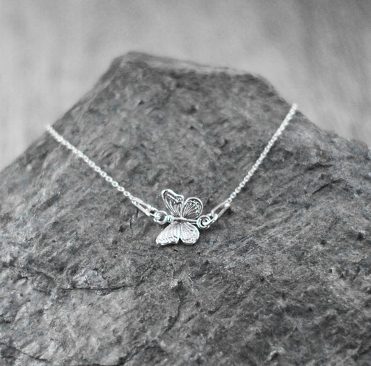 Schlichtes 925er Armkettchen "Schmetterling"