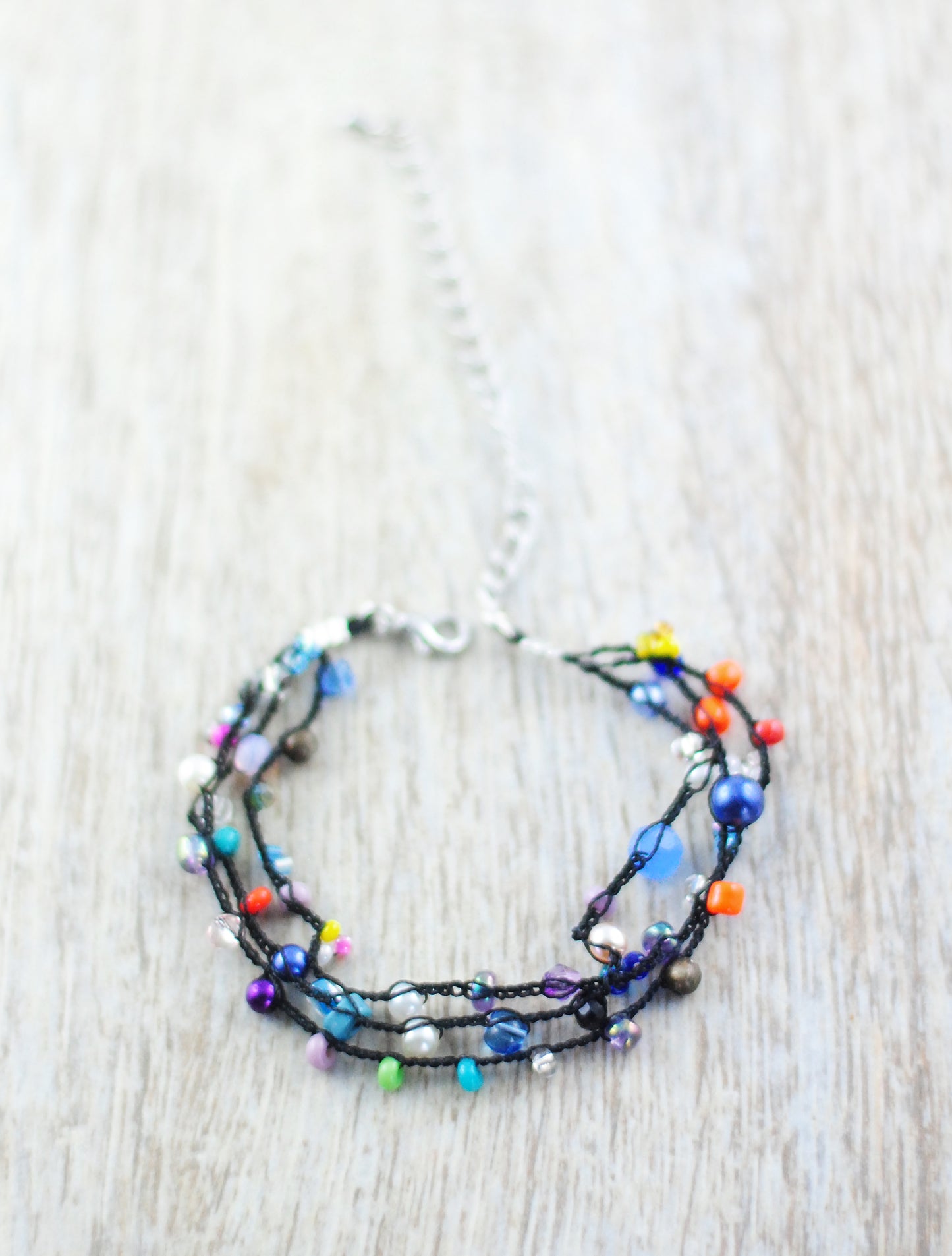 Armschmuck "Lakshmi" UNIKAT mit Glasperlen, Farbenpracht