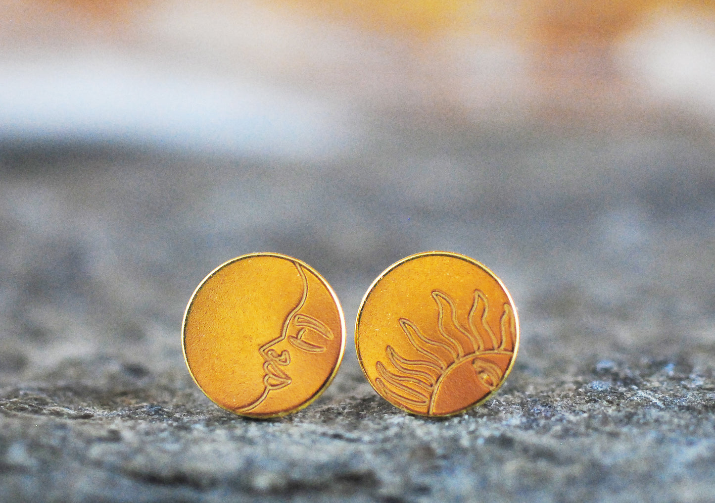 Vergoldete Ohrstecker 24K "Sonne und Mond"