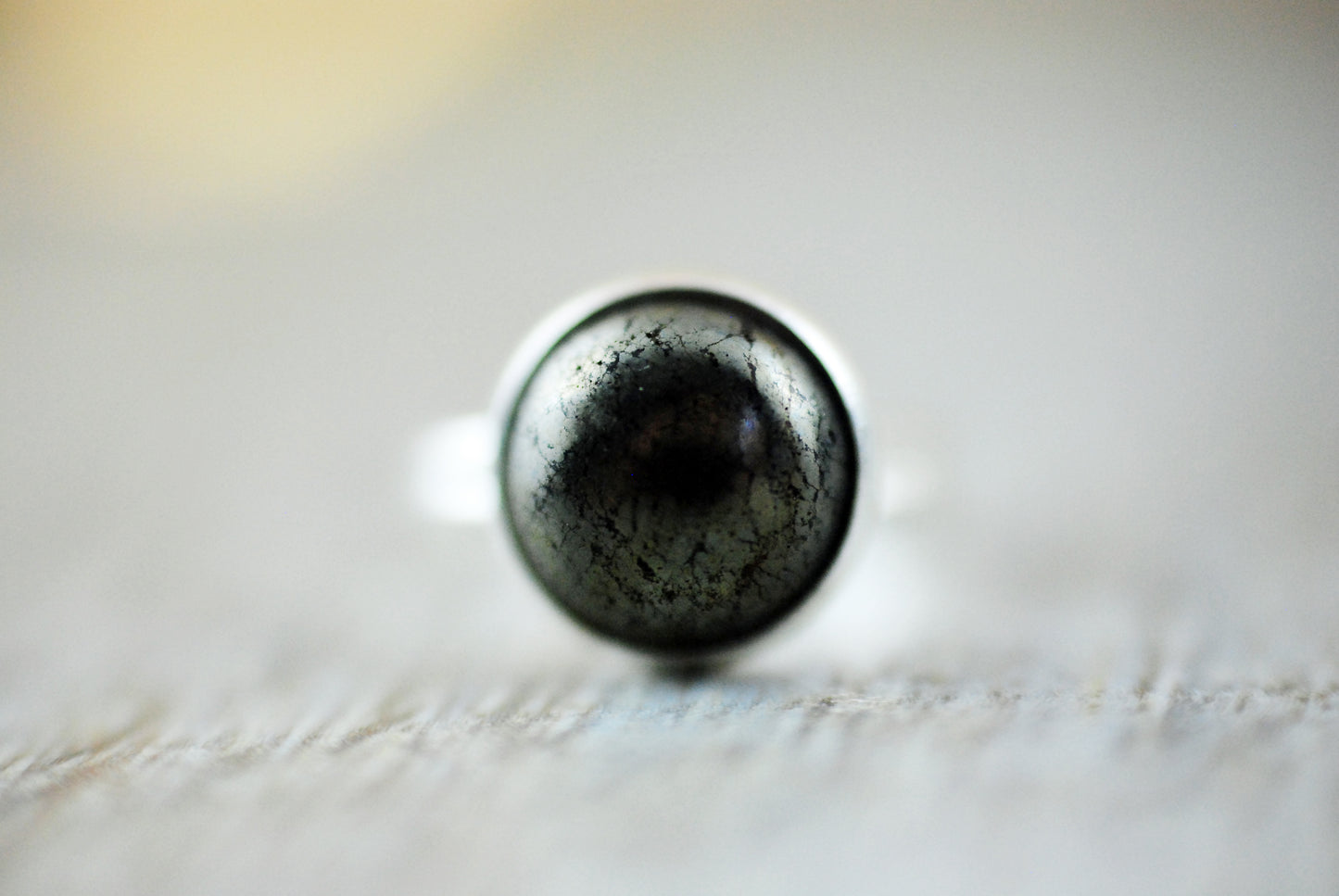 Pyrit Ring versilbert