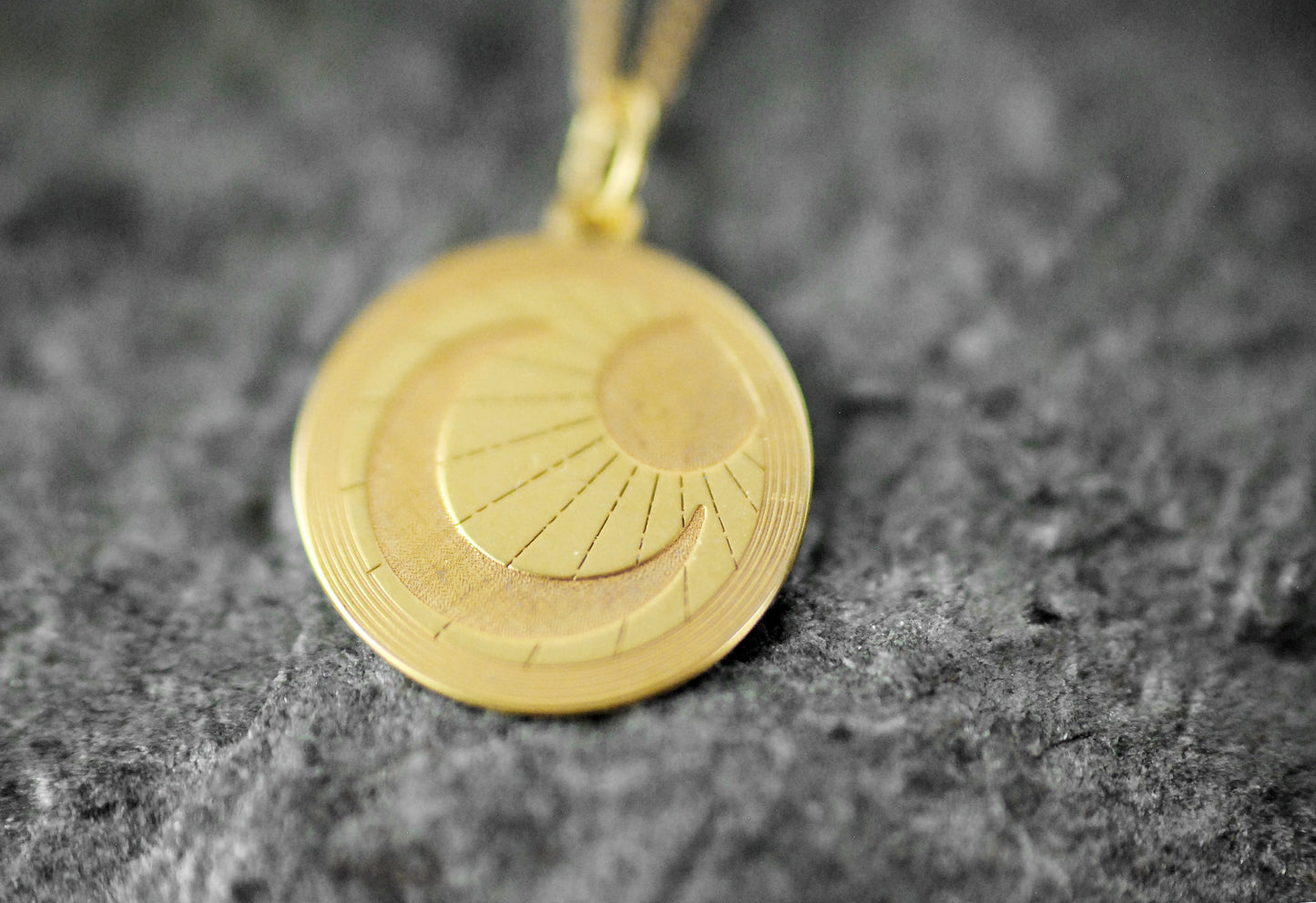 24K vergoldete Kette "Sonne & Mond" II
