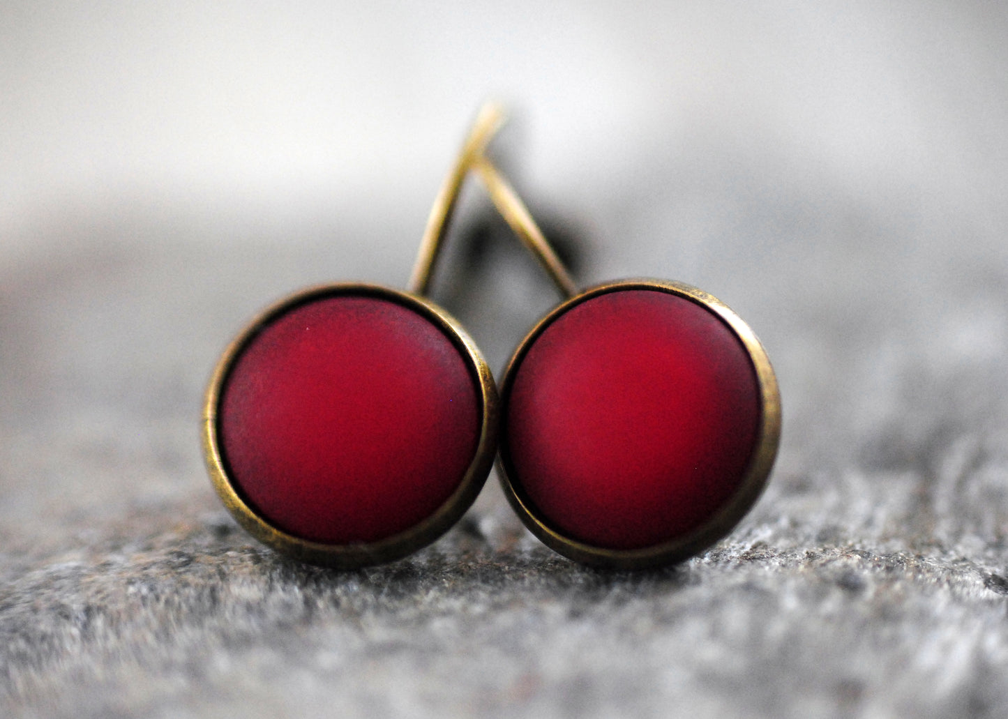 Ohrhänger Rubinrot matt
