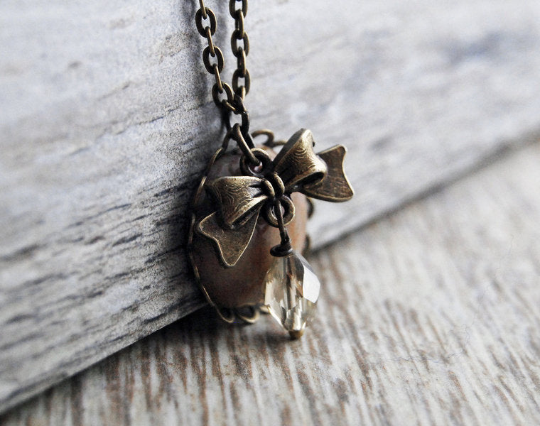 Lass dich beschenken"-Amulett
