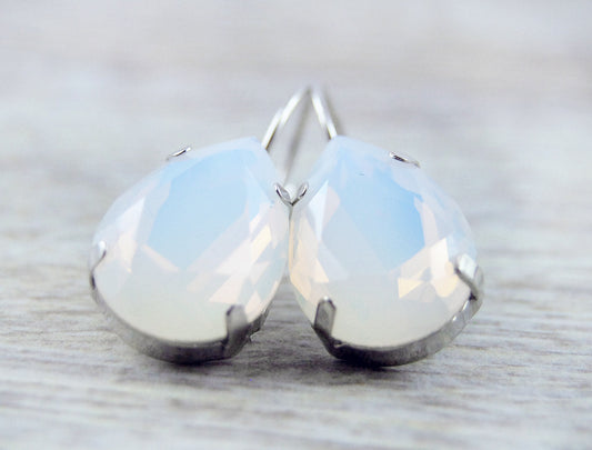 Kristall-Tropfen-Ohrhänger "Opalweiß"