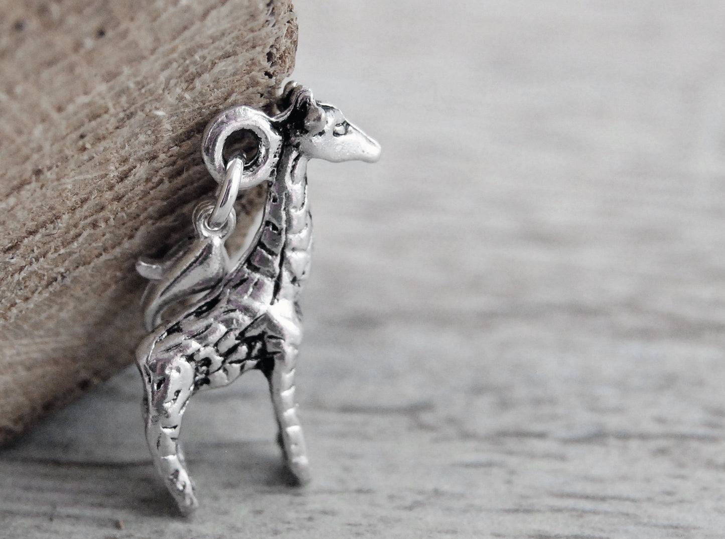 Charm "Giraffe"