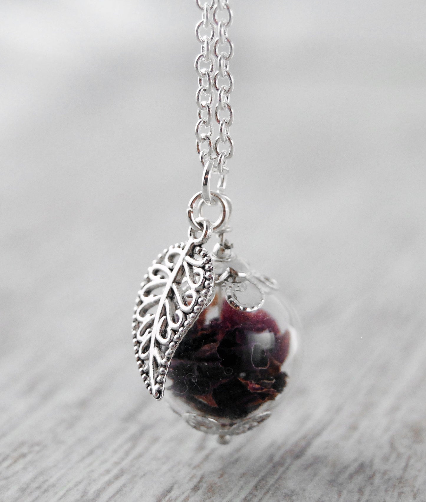 Rosentraum" Glaskugel-Kette