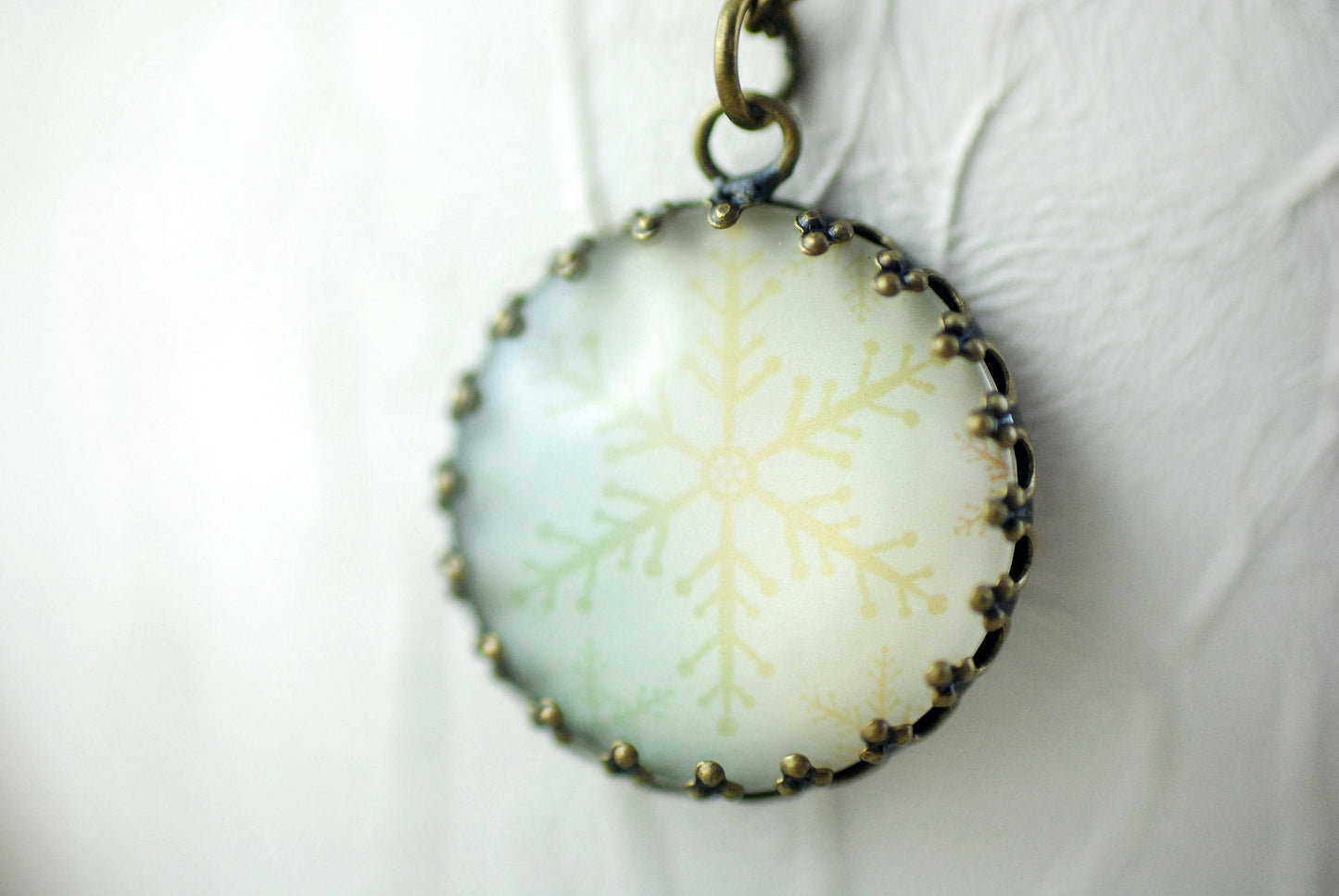 Amulett "Schneeflöckchen"
