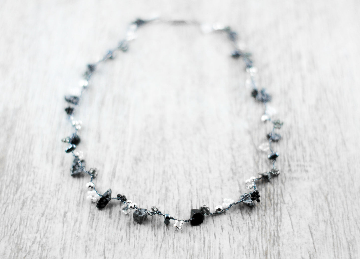 Schlichte Kette mit Schneeflocken-Obsidian