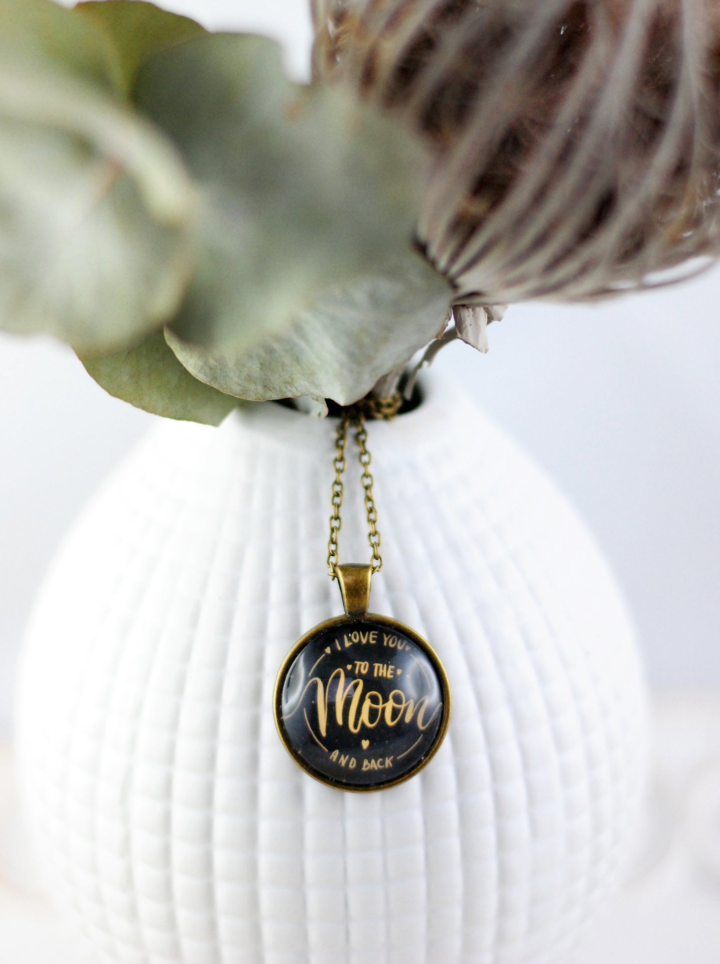 Amulett "To the moon and back"