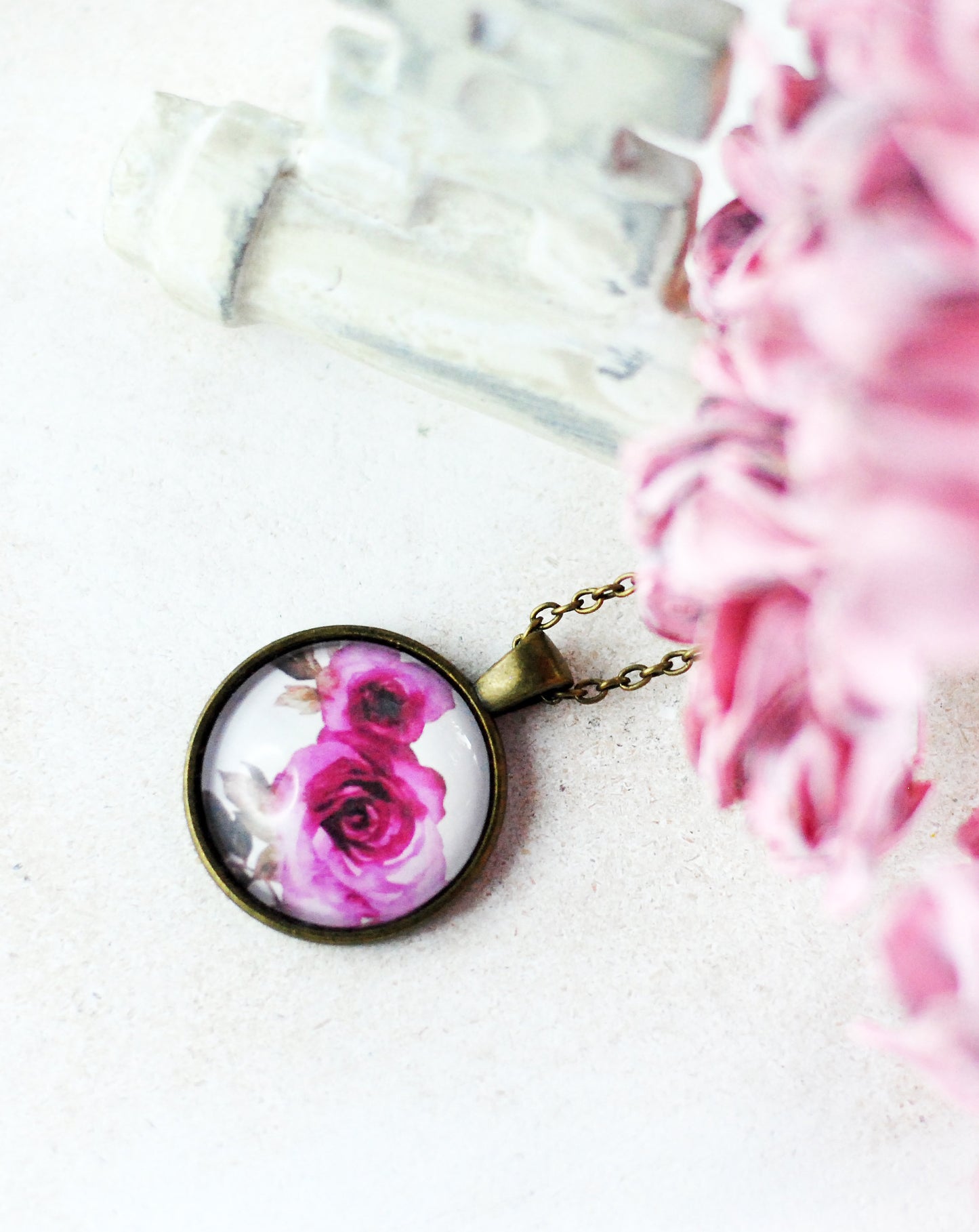 Amulett "Rosengarten"