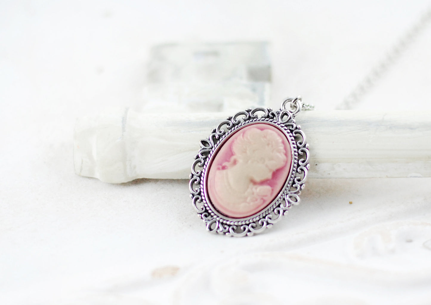 Kette mit Camée "Kalliope"