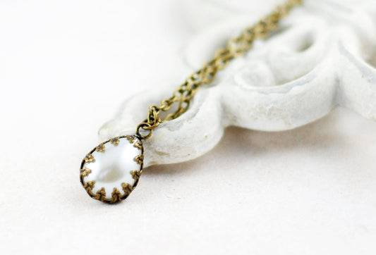 Tropfen-Amulett "Lana"