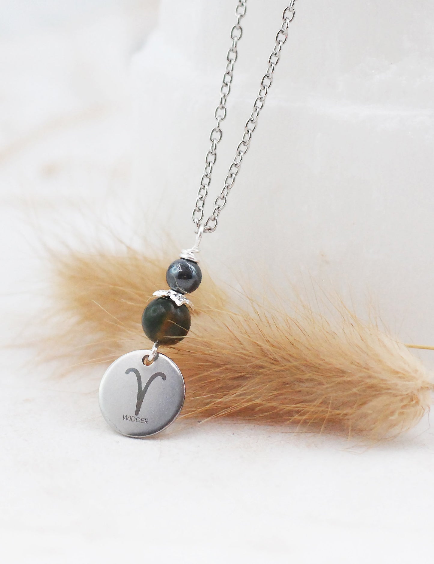 Sternzeichen Amulett Widder mit Jaspis und Hämatit - Edelstahl, lasergraviert