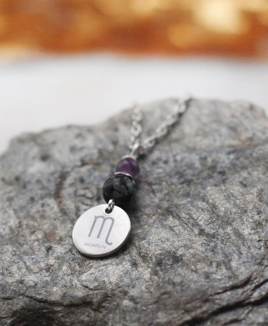 Sternzeichen Amulett Skorpion mit Obsidian und Amethyst - Edelstahl, lasergraviert