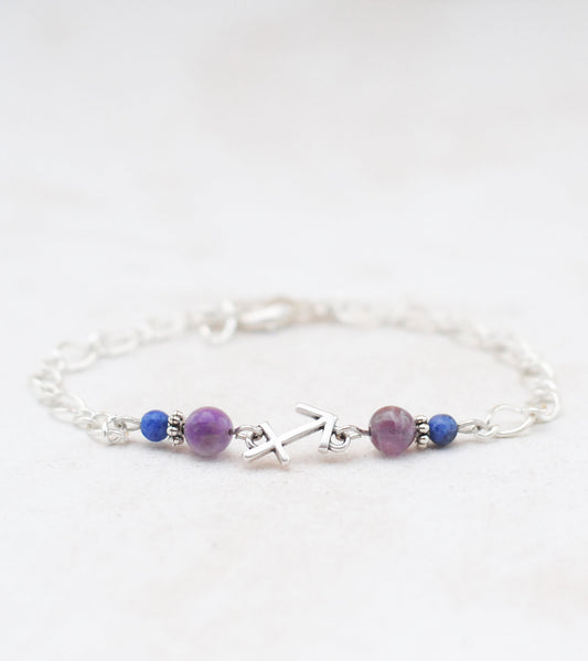 Armschmuck Schütze versilbert mit Sodalith und Amethyst - Sternzeichen Schmuck