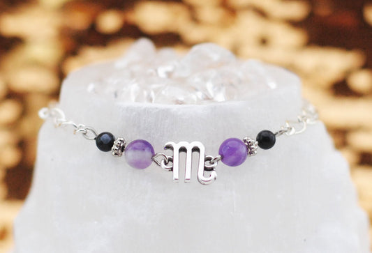 Armschmuck Skorpion versilbert mit Obsidian und Amethyst - Sternzeichen Schmuck