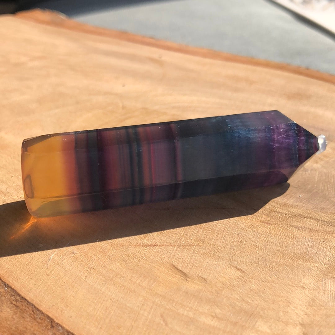 Turm Regenbogen-Fluorit Unikat 1