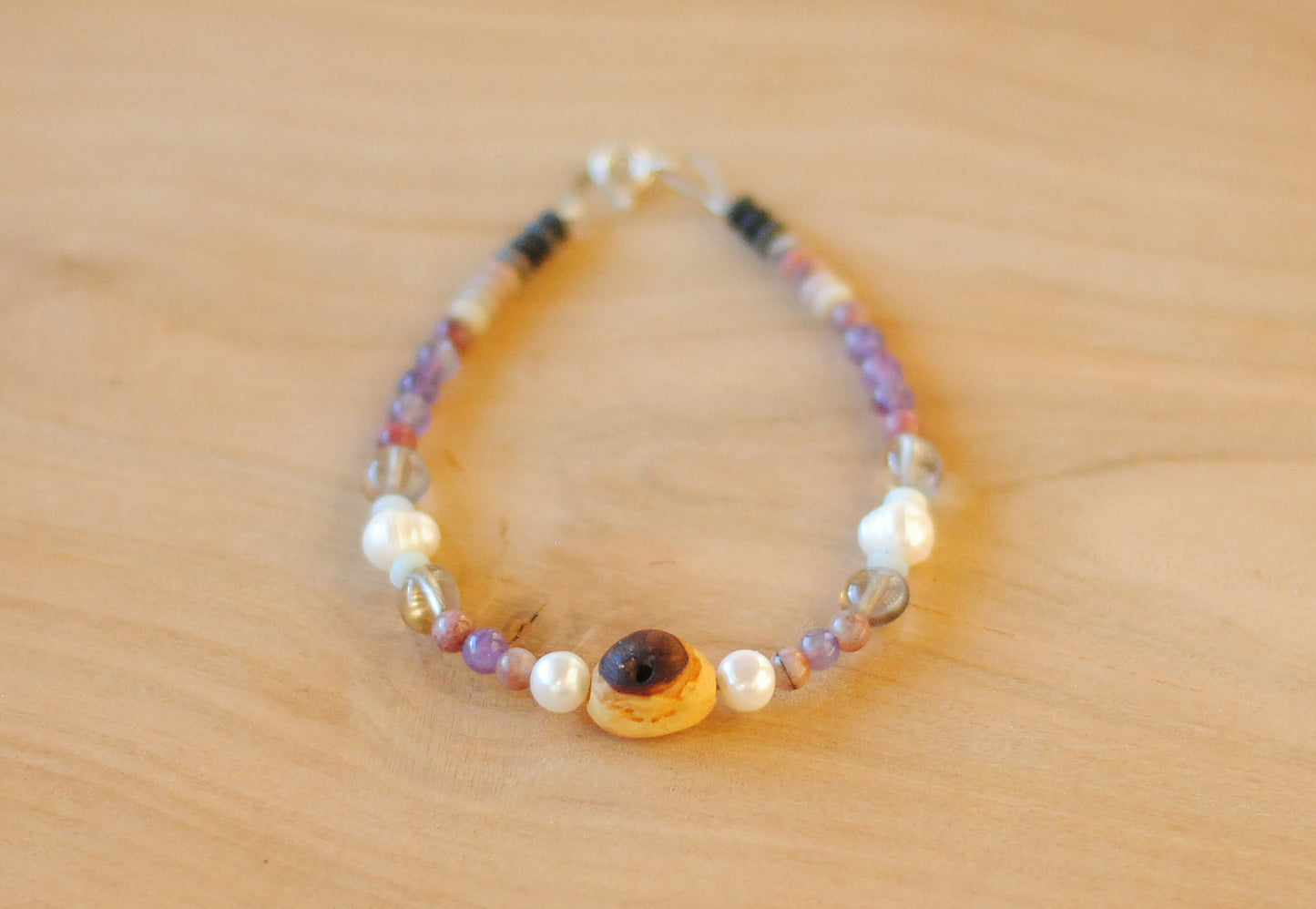 Trost & Trauerbewältigung ✧ Baumperlen-Armband ✧ Perle & Rhodonit ✧ Unikat