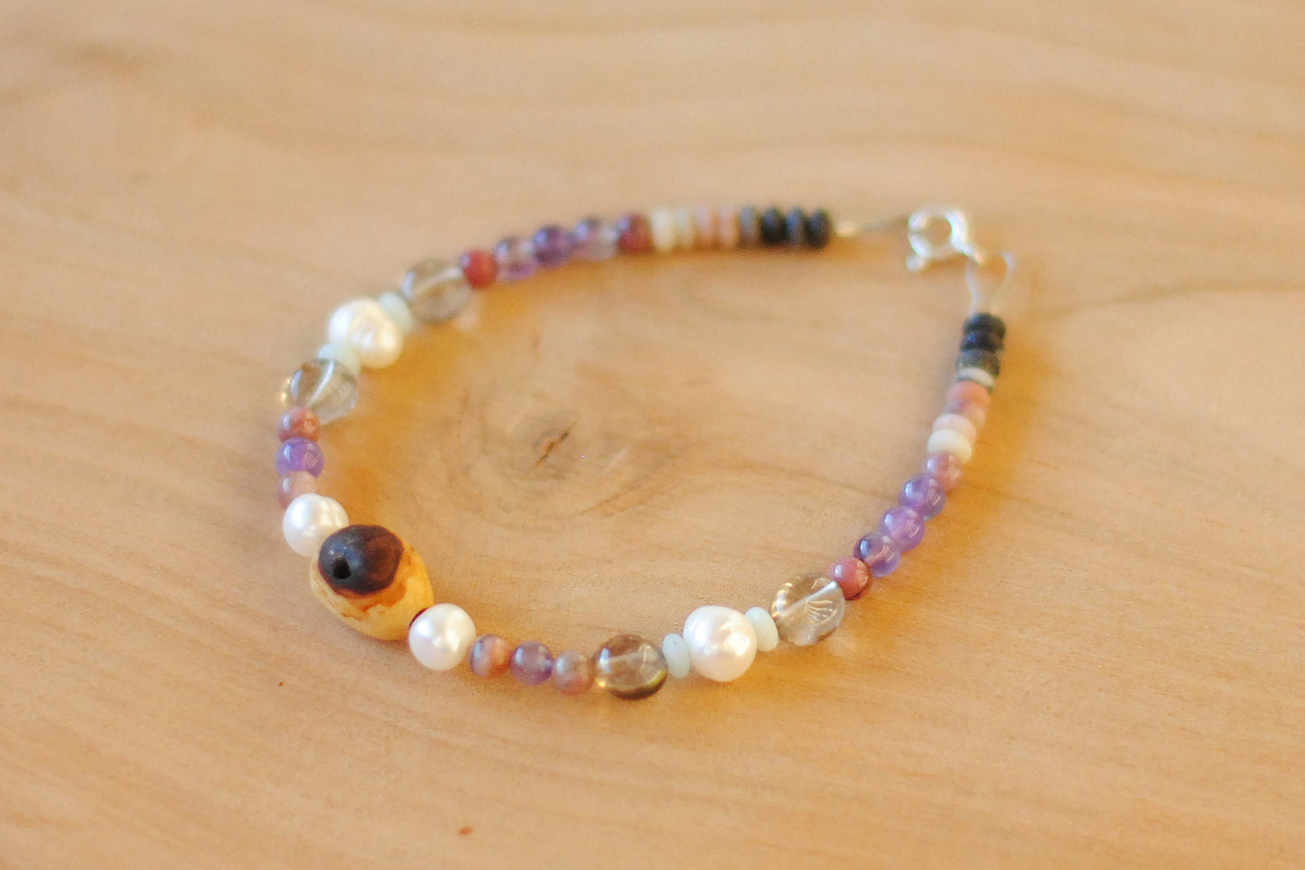 Trost & Trauerbewältigung ✧ Baumperlen-Armband ✧ Perle & Rhodonit ✧ Unikat