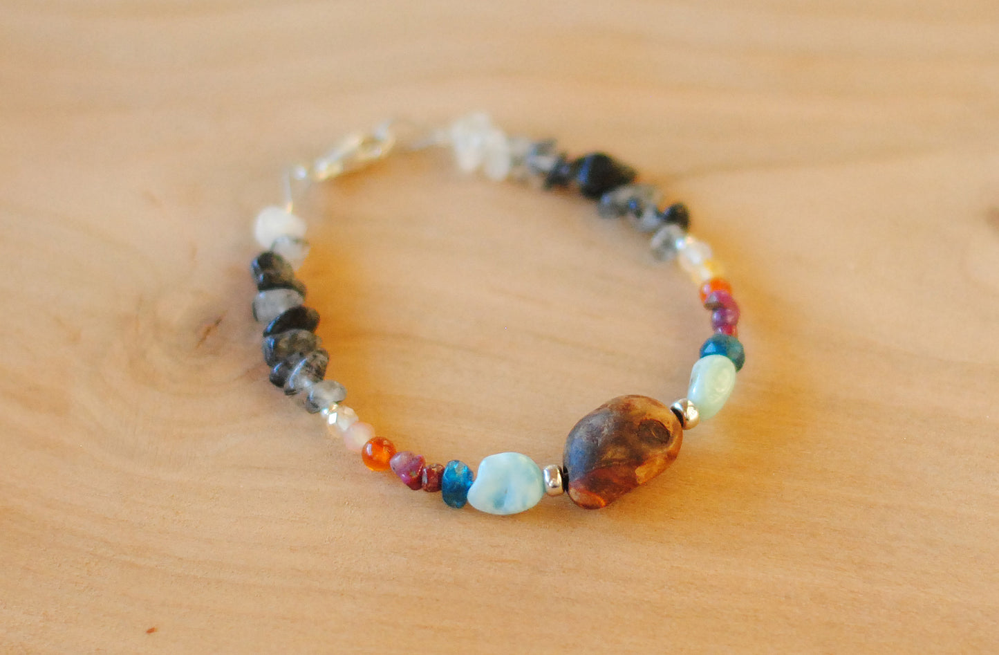 Erwachen & Neubeginn ✧ Baumperlen-Armband ✧ Turmalinquarz & Larimar ✧ Unikat