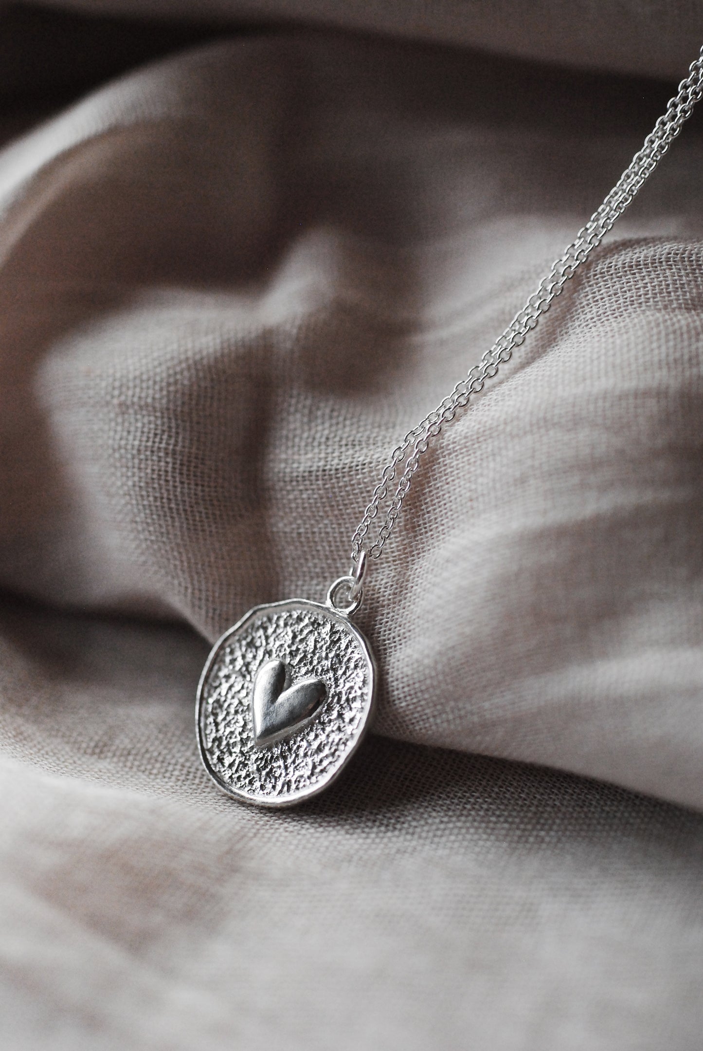 925er Silber Anhänger "Love" optional mit Kette