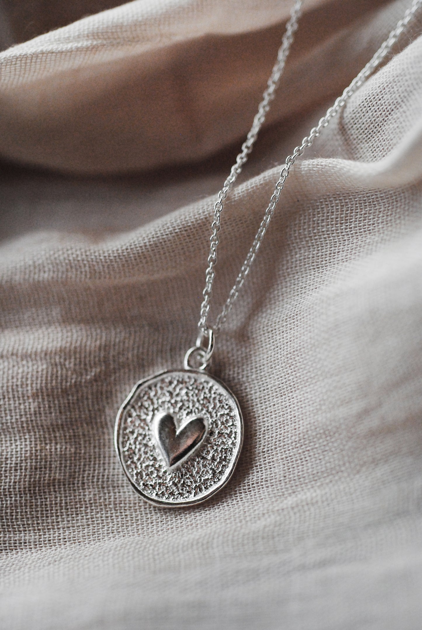 925er Silber Anhänger "Love" optional mit Kette