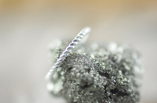 925er Silber Ring schlicht, gedrehtes Design, Seiloptik