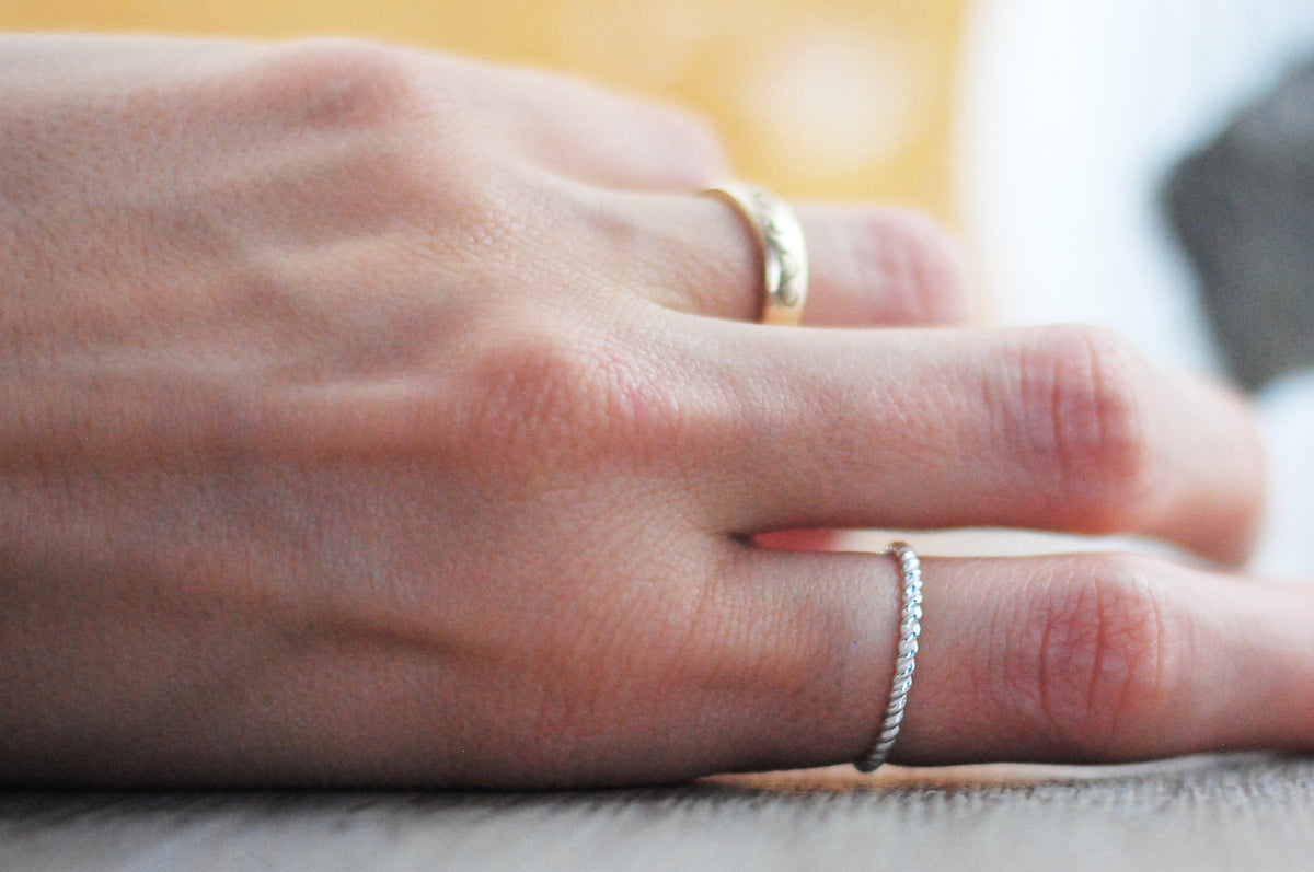 925er Silber Ring schlicht, gedrehtes Design, Seiloptik