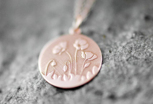 Roségold vergoldeter Anhänger 18K "Mohnblumenfeld" optional mit Kette