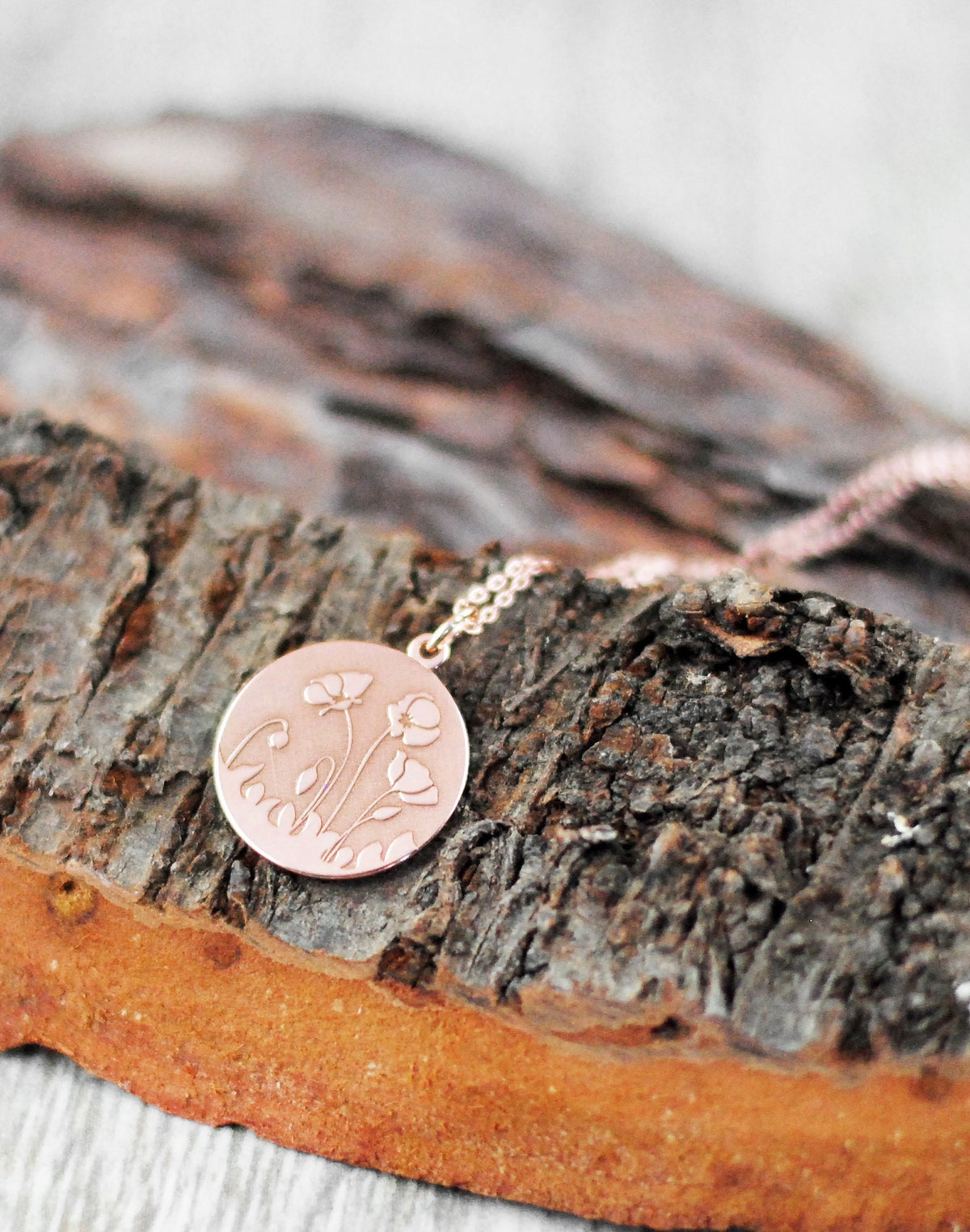 Roségold vergoldeter Anhänger 18K "Mohnblumenfeld" optional mit Kette