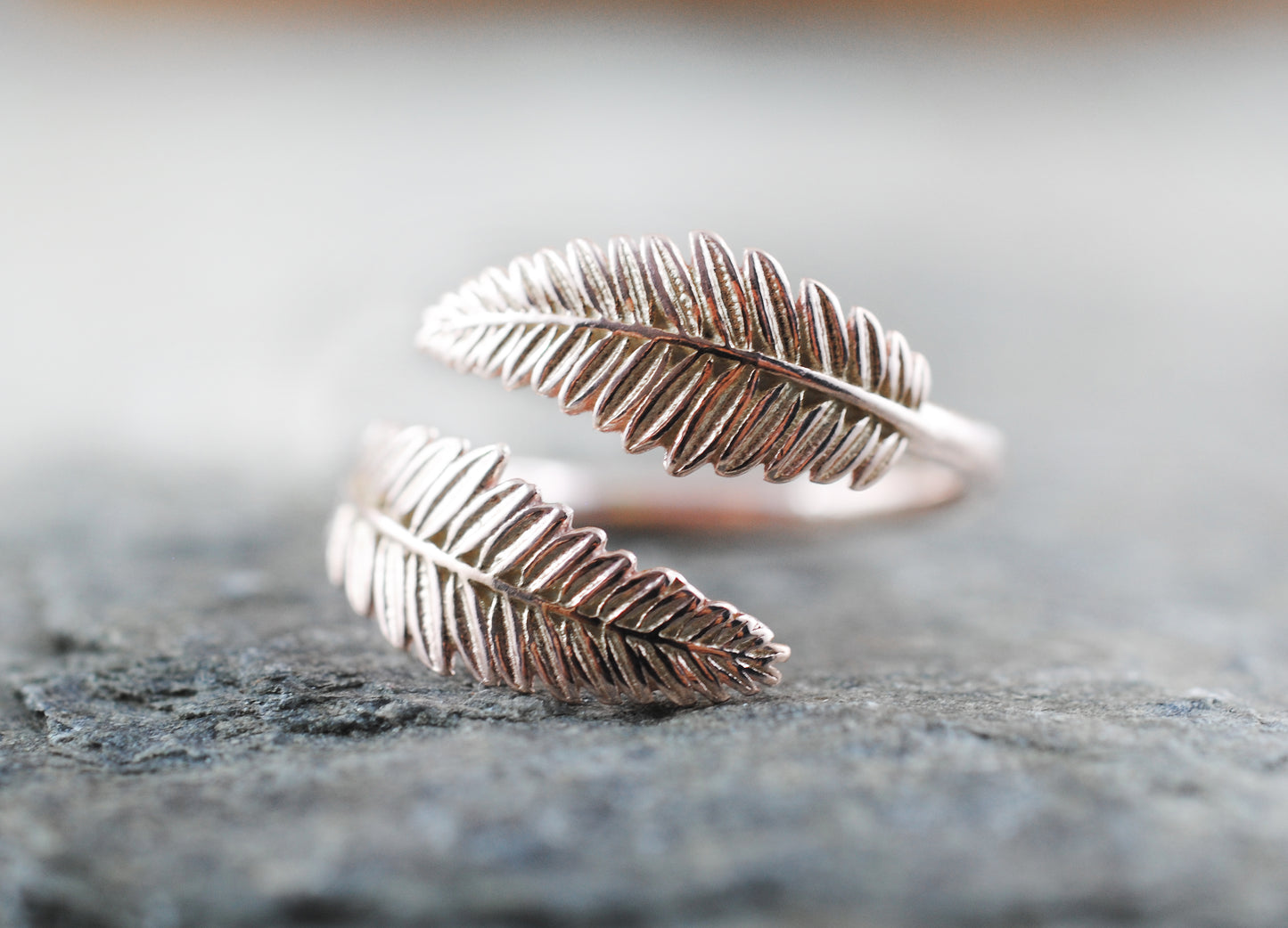 18 K Roségold Ring Blatt