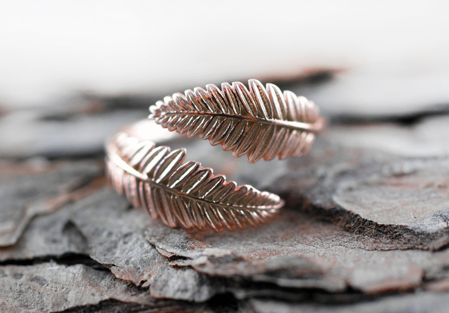 18 K Roségold Ring Blatt
