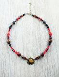 "Hestia" Unikat-Kette mit Tigerauge, Granat, Koralle, Lava, Jaspis ...