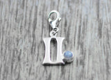 925er Echtsilber-Charm Zwilling mit Chalcedon - Sternzeichen Schmuck