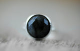 Labradorit Ring facettiert und versilbert