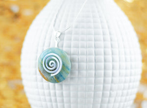 Wechsel-Amulett Spirale mit Aragonit (Stein auswechselbar), versilbert
