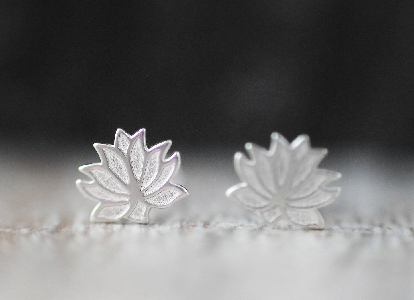 925er Silber Ohrstecker "Lotus"