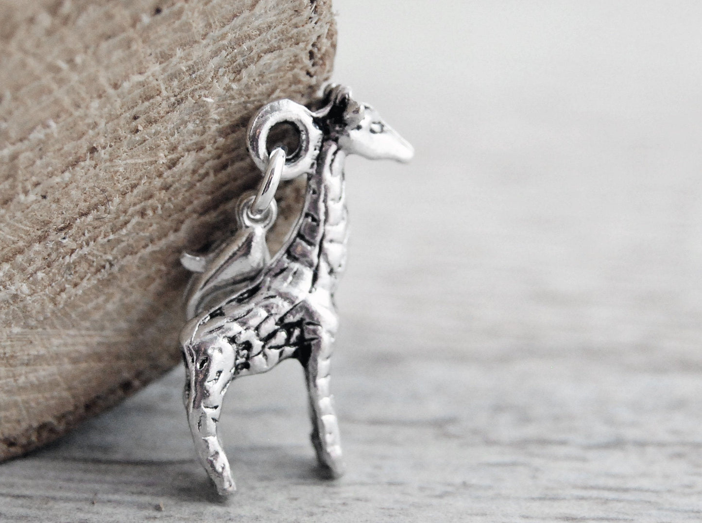 Charm "Giraffe"