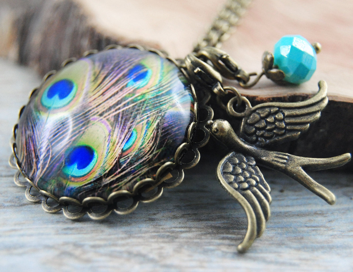 Pfauenauge"  Amulett VII
