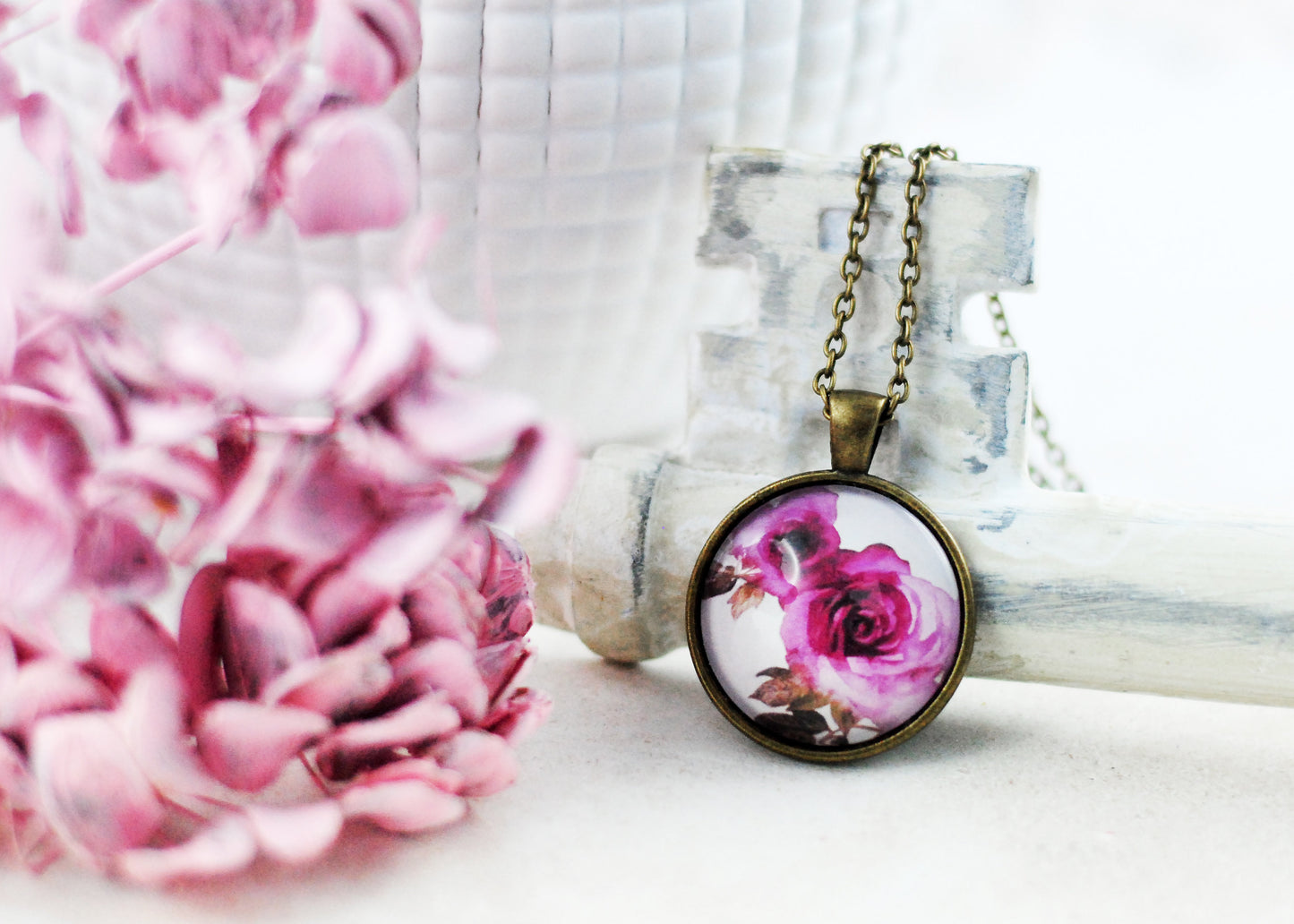 Amulett "Rosengarten"