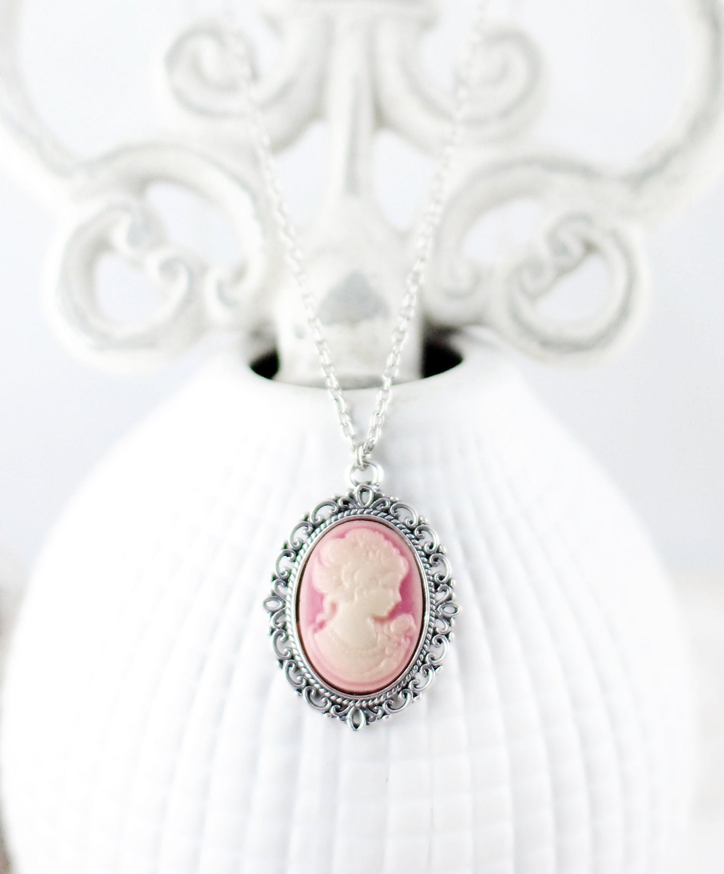 Kette mit Camée "Kalliope"