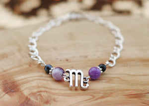Armschmuck Skorpion versilbert mit Obsidian und Amethyst - Sternzeichen Schmuck